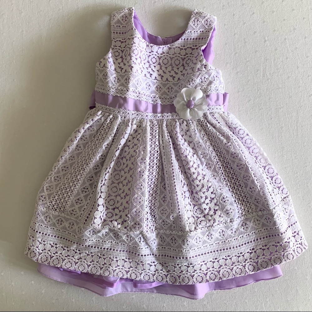 Jona Michelle Sleeveless Lace Dress